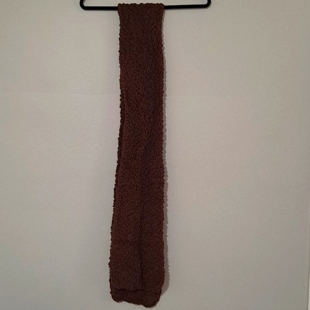 Cejon Scarf